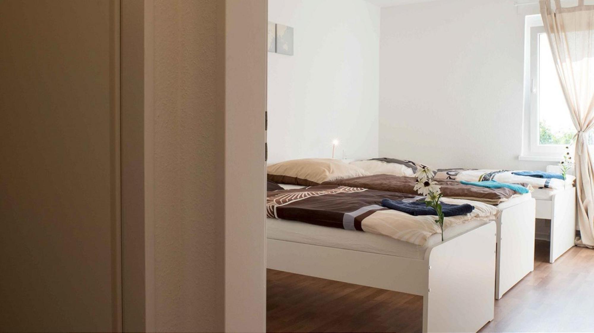 Work And Balcony Apartment Düsseldorf